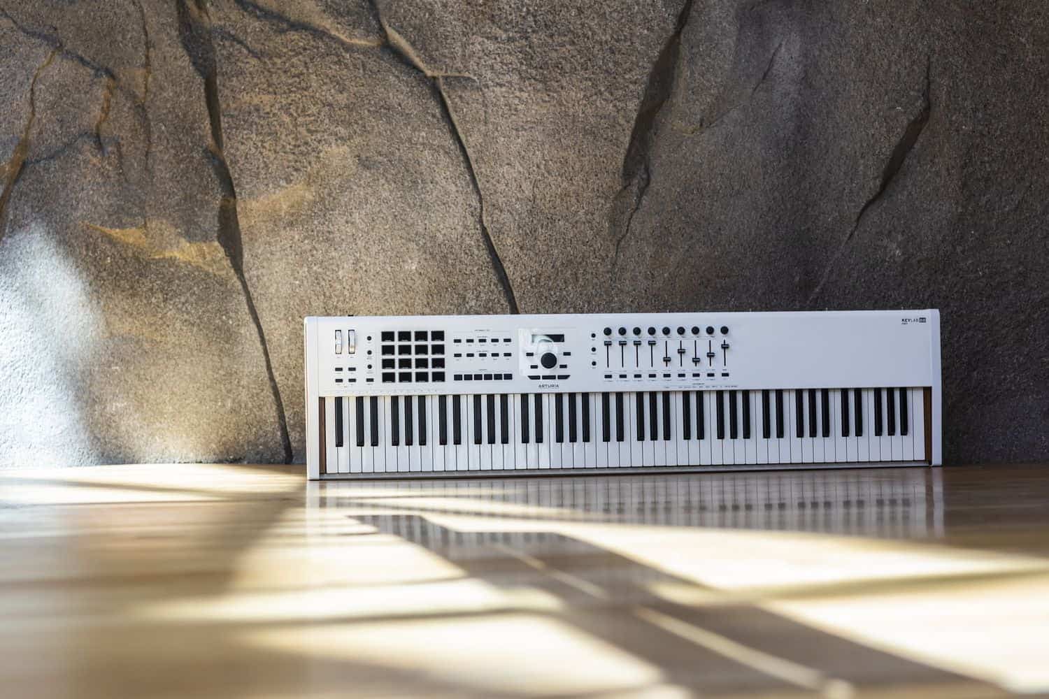 KeyLab 88 MKII Review – an Authentic Professional Full-Size Piano Keyboard