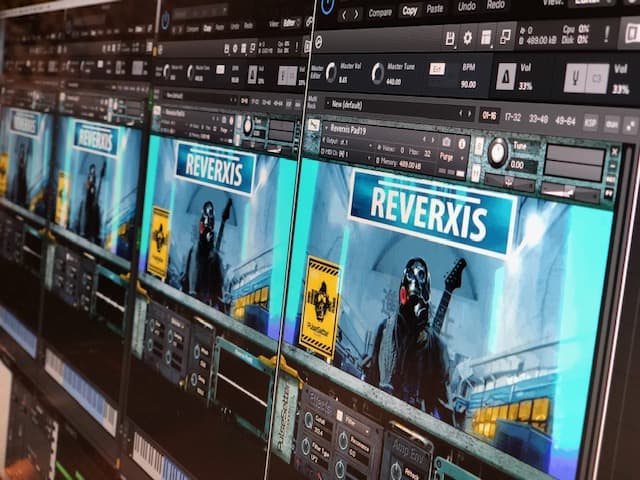 REVERXIS a Free Sample Library for Cinematic Composers by PulseSetter