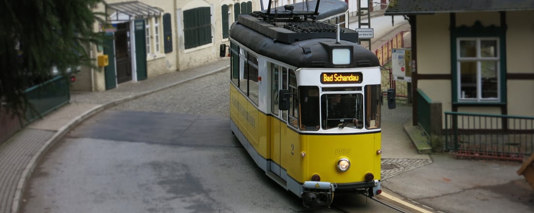 Vintage Tram – Sounds of A Squeaky Rumbling Railcar