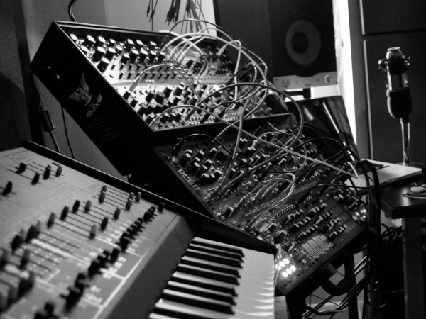 DIGITAL ANALOG CLODUS Aeph Studio Wide 2 bw
