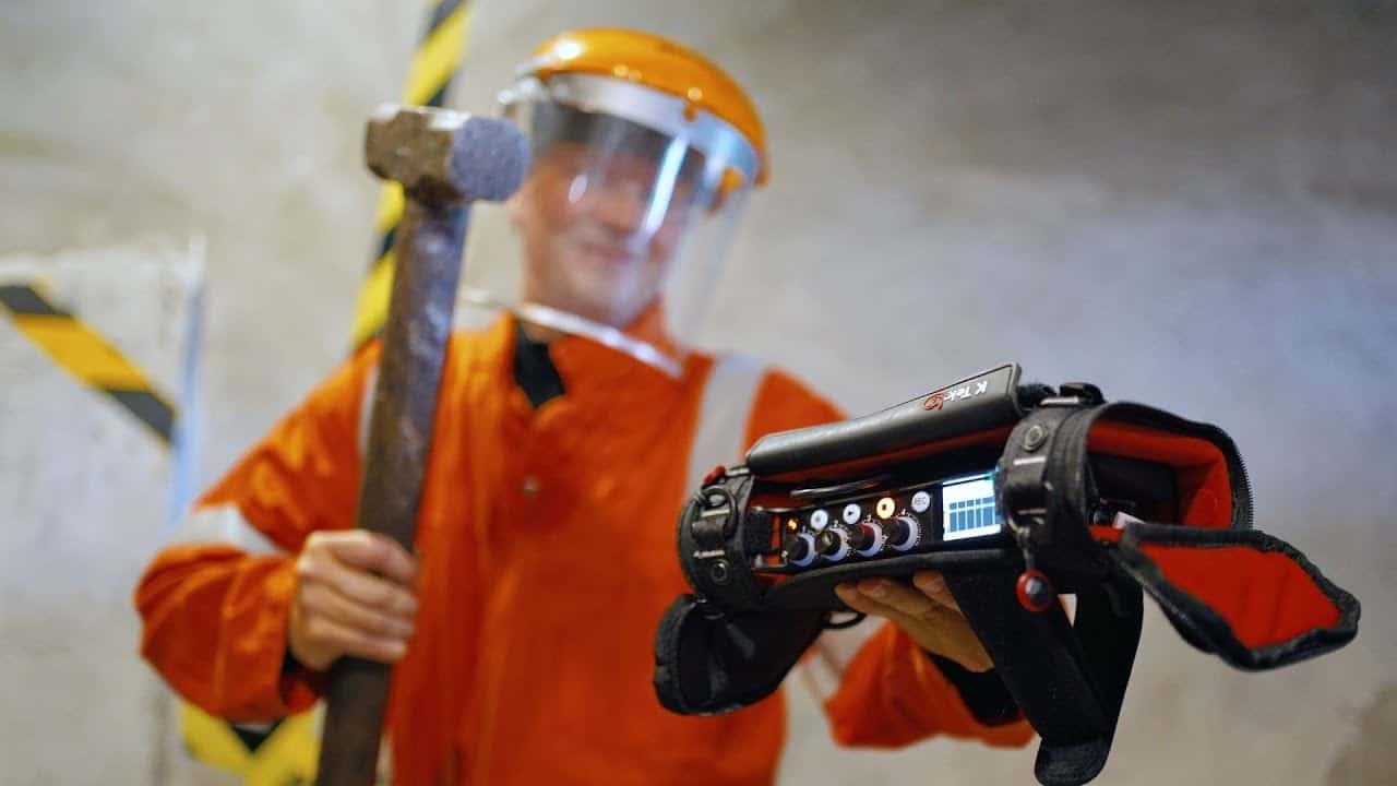 DESTRUCTION Sound Effects & How I Record Them 31
