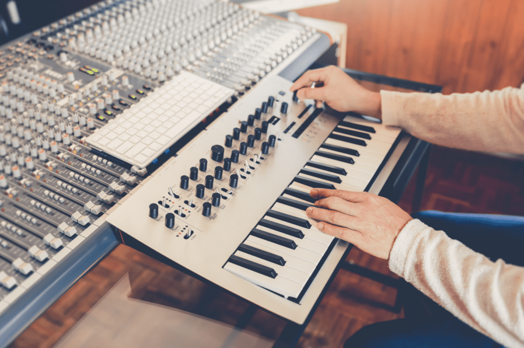 17 Essential Trailer Music Tips Composing a Movie Trailer 3 professional producer composer designing sound for trailer