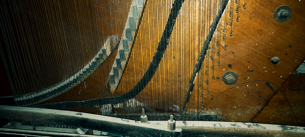 ALIBI Rusty Sound Design and Antique Piano: A Unique Sound Effects Library for Trailers, Horror, and More 4 ALIBI Rusty Sound Design and Antique Piano A Unique Sound Effects Library for Trailers Horror and More roeseler 1