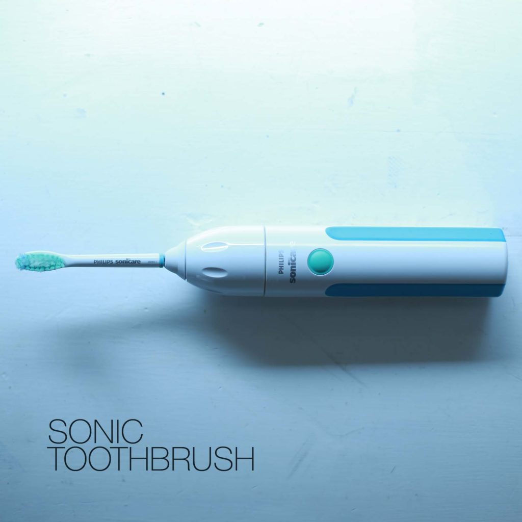This Toothbrush is a Synthesizer! (also: FREE SAMPLE LIBRARY) 32 Sonic Toothbrush Cover Art