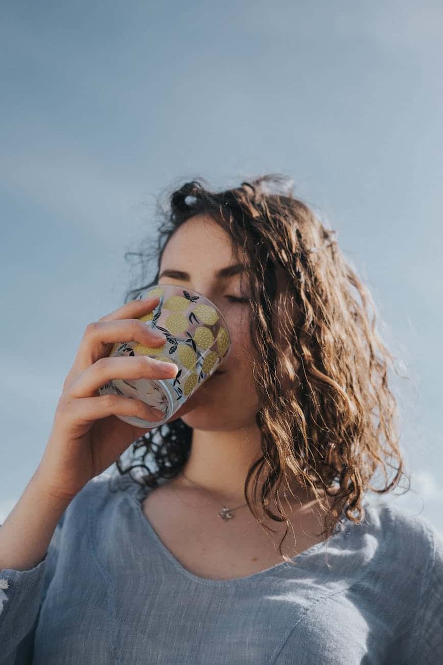 The Importance Of Proper Hydration For Singers